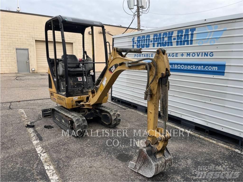CAT 301.4C Rupsgraafmachines