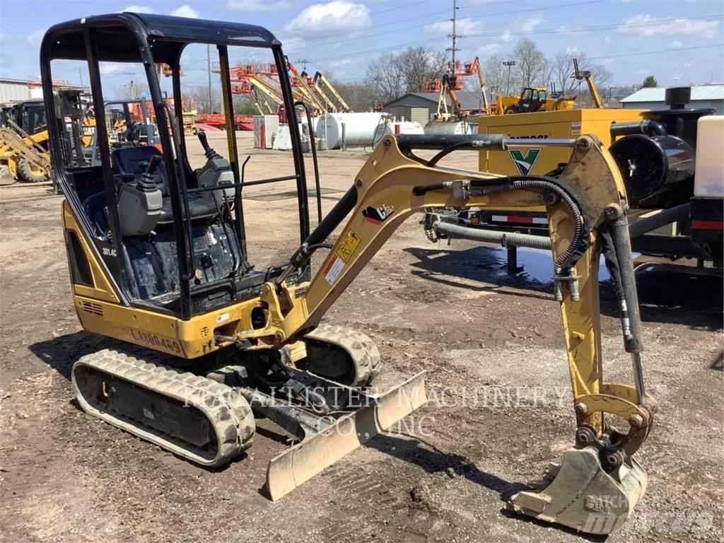 CAT 301.4C Rupsgraafmachines