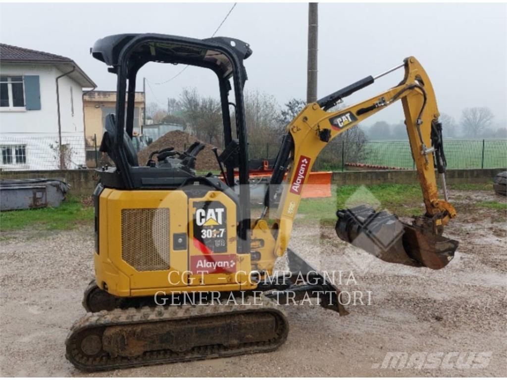 CAT 301.7 Rupsgraafmachines