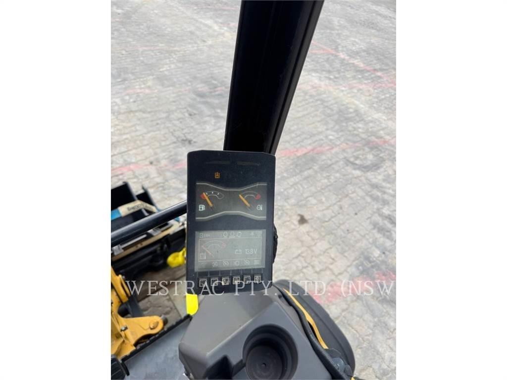 CAT 301.7CR Rupsgraafmachines