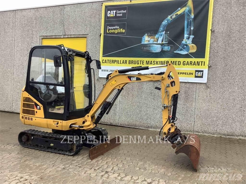 CAT 301.7D Rupsgraafmachines