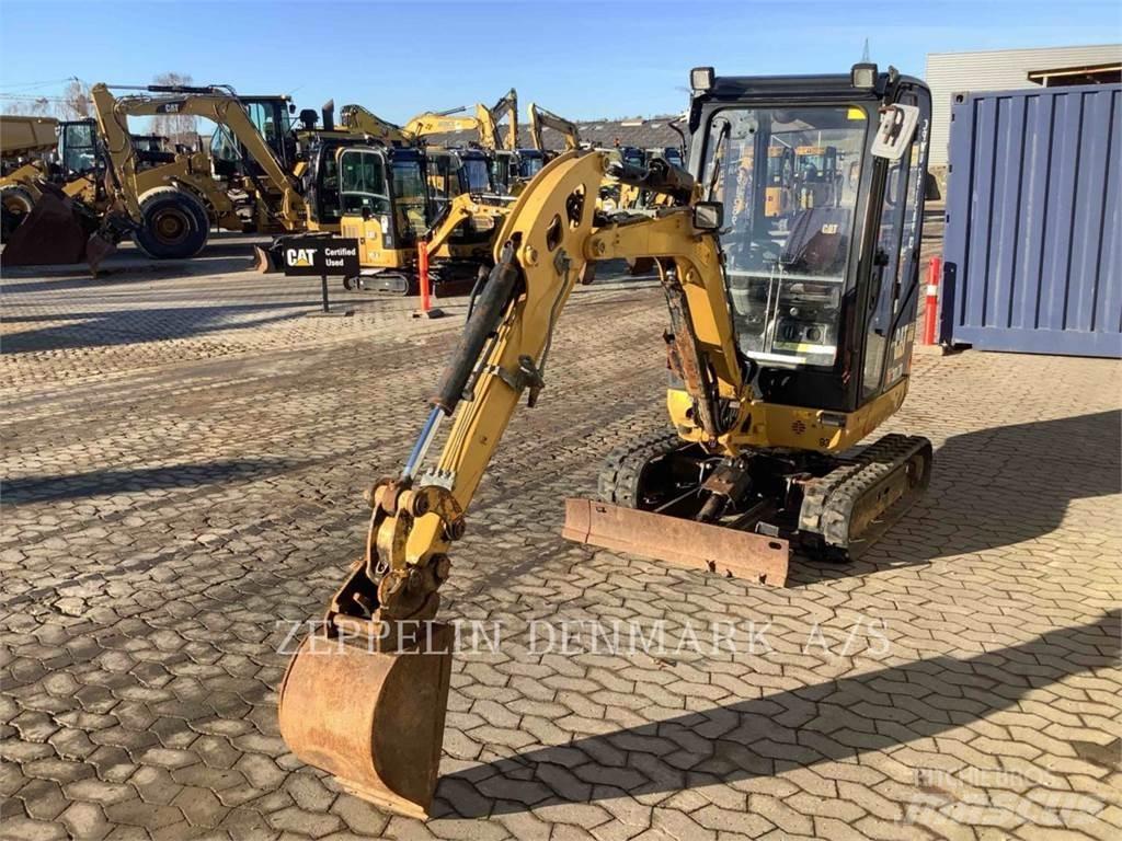 CAT 301.7D Rupsgraafmachines