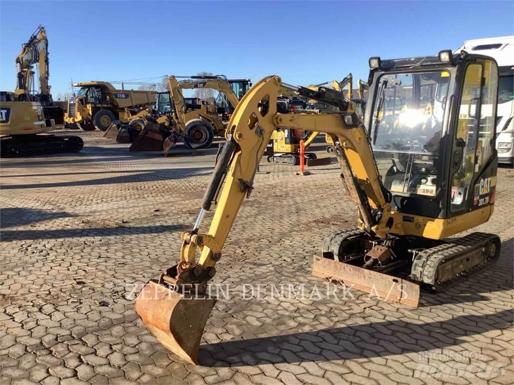 CAT 301.7D Rupsgraafmachines