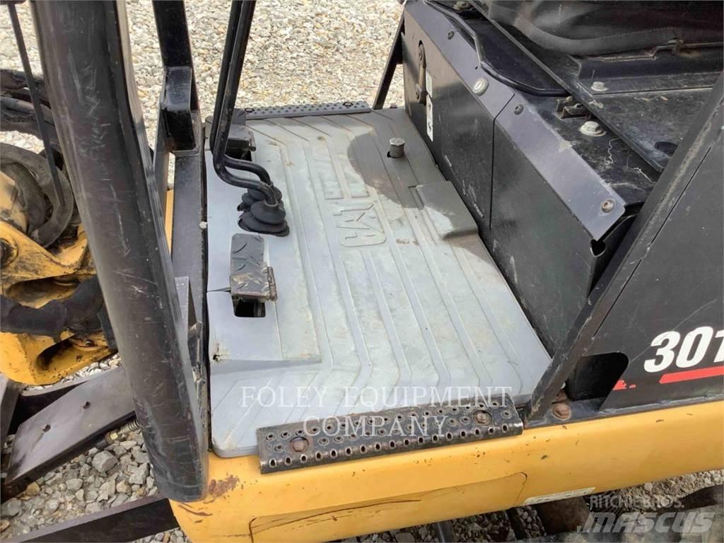 CAT 301.8SO Rupsgraafmachines