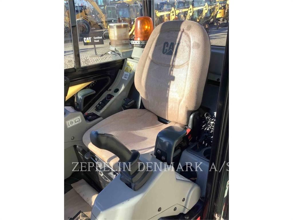 CAT 302.5C Rupsgraafmachines