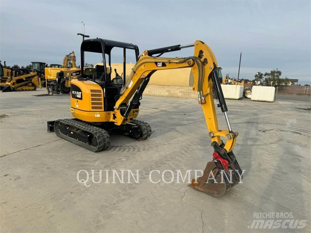 CAT 302.7D CR Rupsgraafmachines