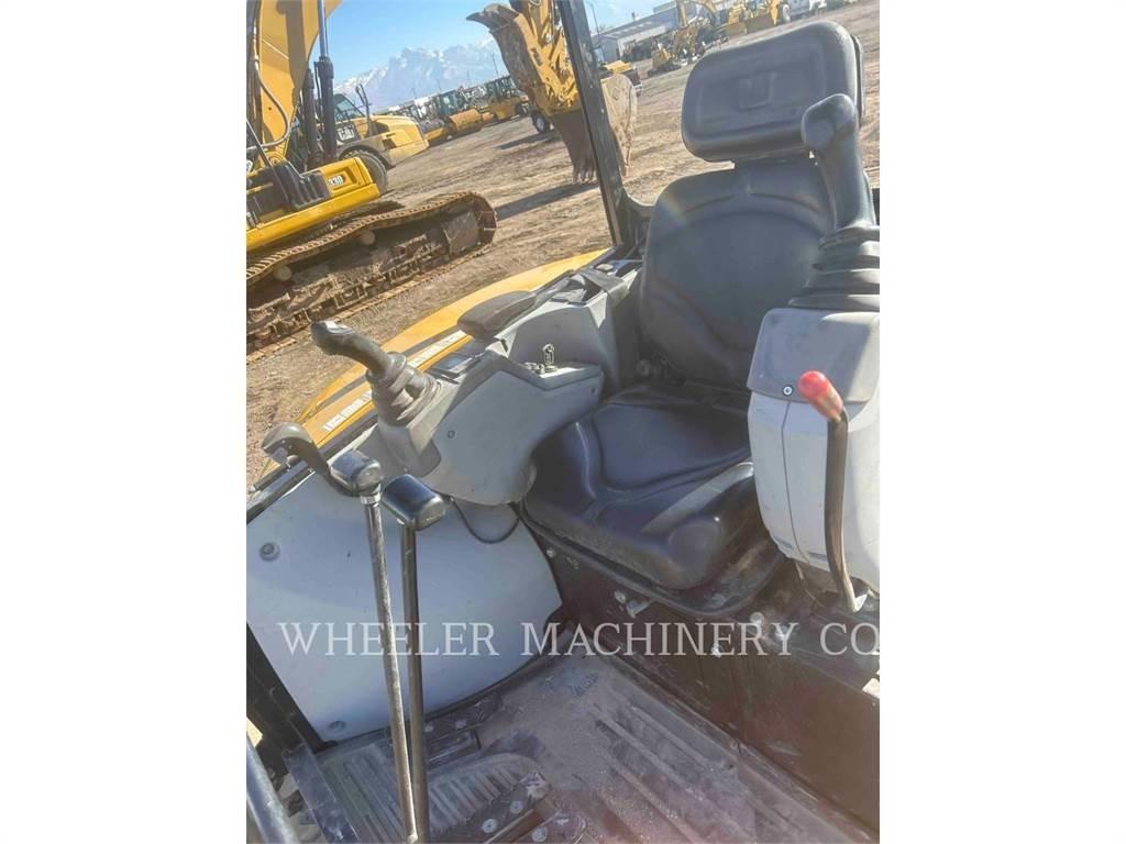 CAT 302.7DC1TH Rupsgraafmachines