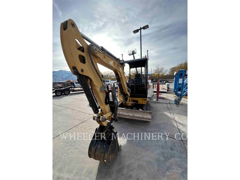CAT 302.7DC1TH Rupsgraafmachines