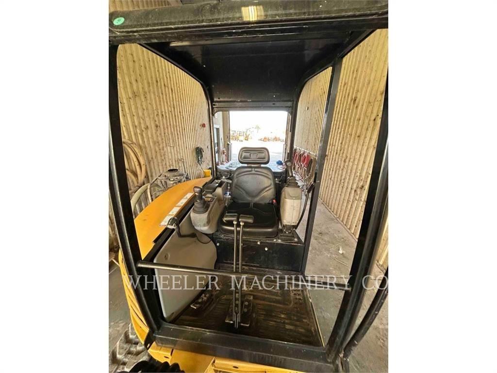 CAT 302.7DC1TH Rupsgraafmachines