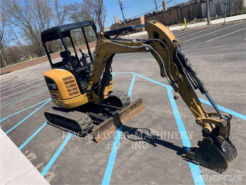 CAT 302.7DCR Rupsgraafmachines