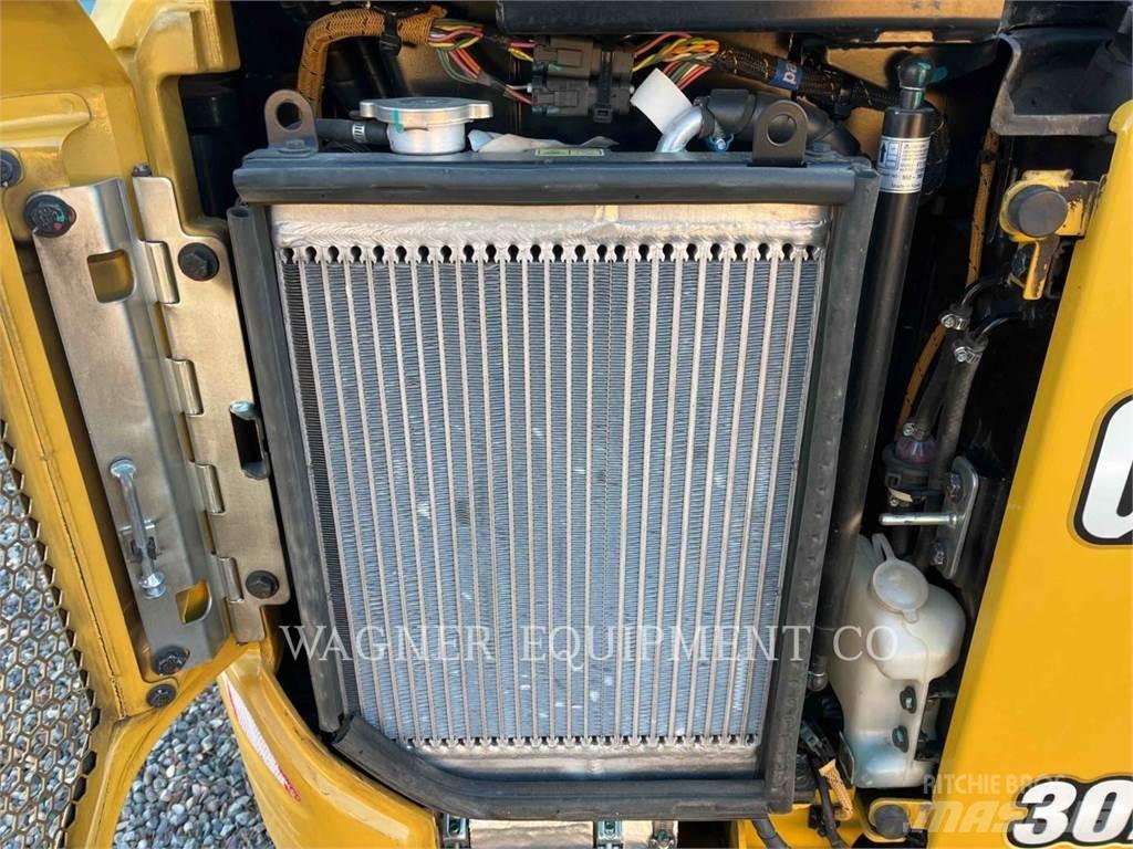 CAT 302 CR THB Rupsgraafmachines