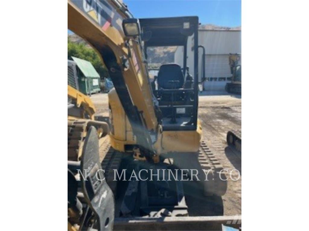 CAT 303.5E2CRN Rupsgraafmachines