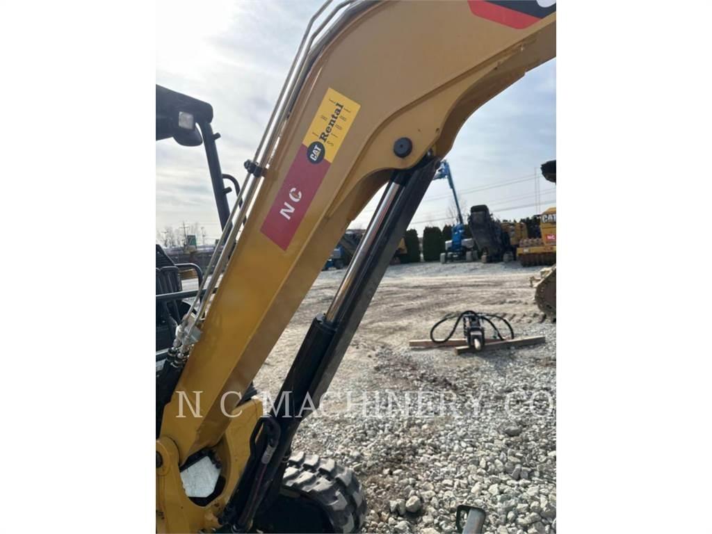 CAT 303.5E2CRN Rupsgraafmachines