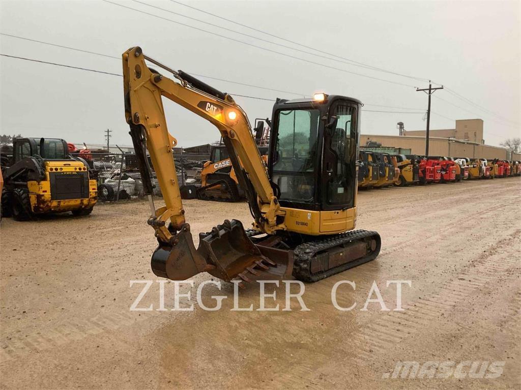 CAT 303C Rupsgraafmachines