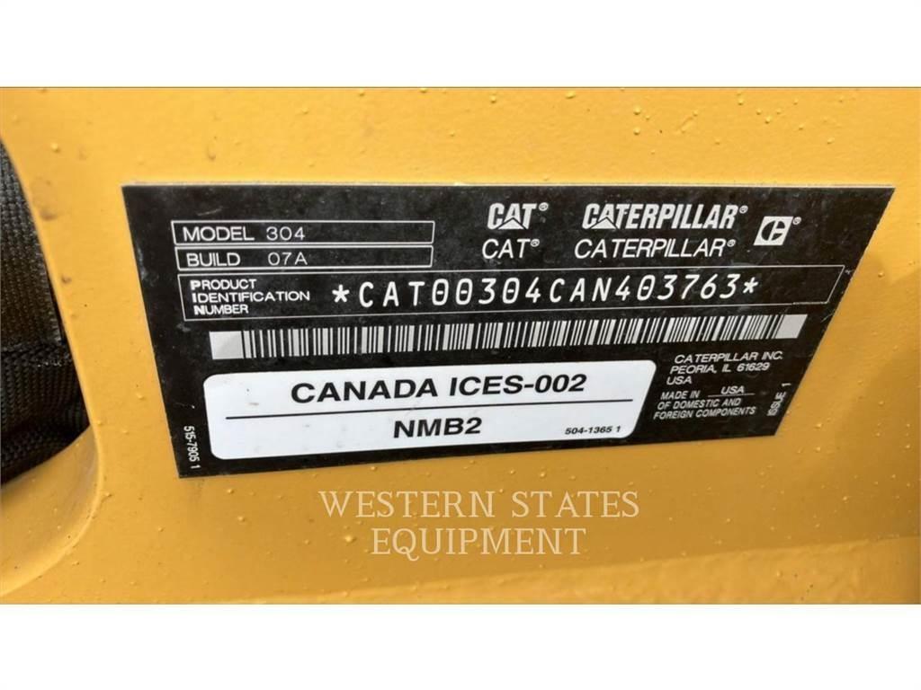 CAT 304 Rupsgraafmachines