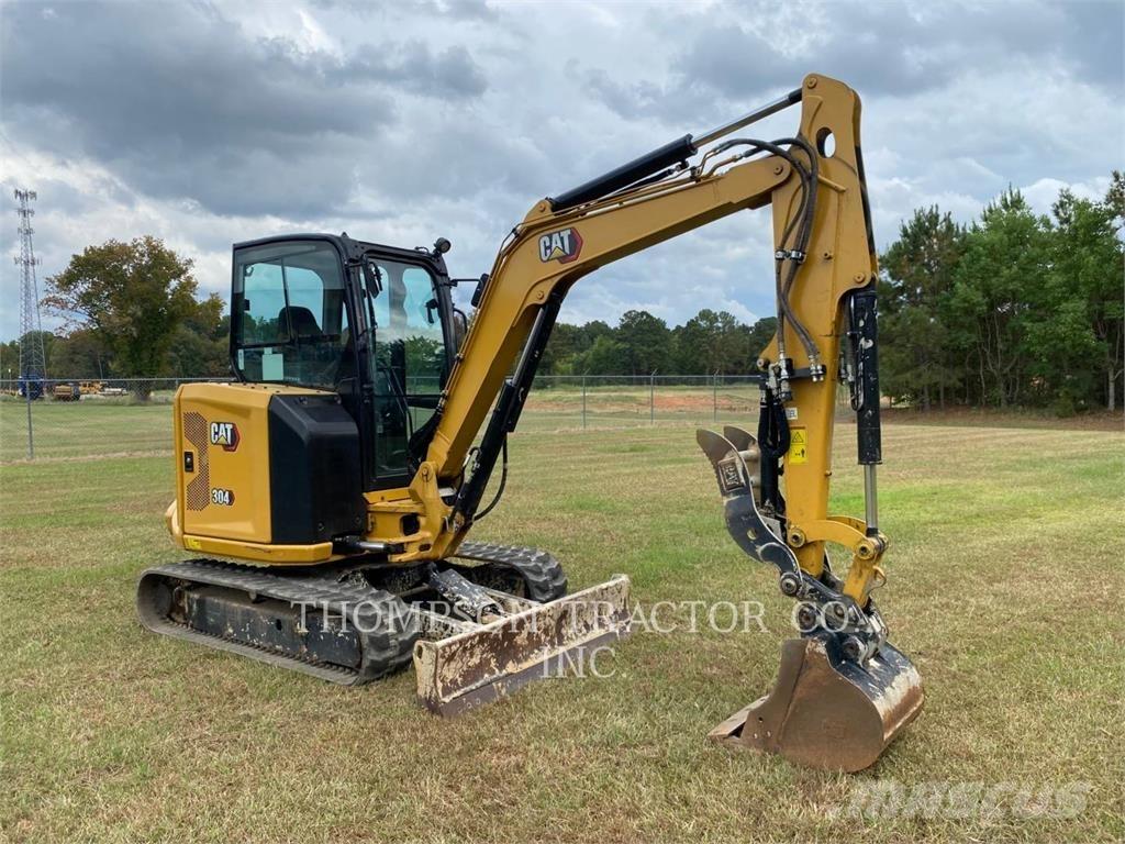 CAT 304 Rupsgraafmachines