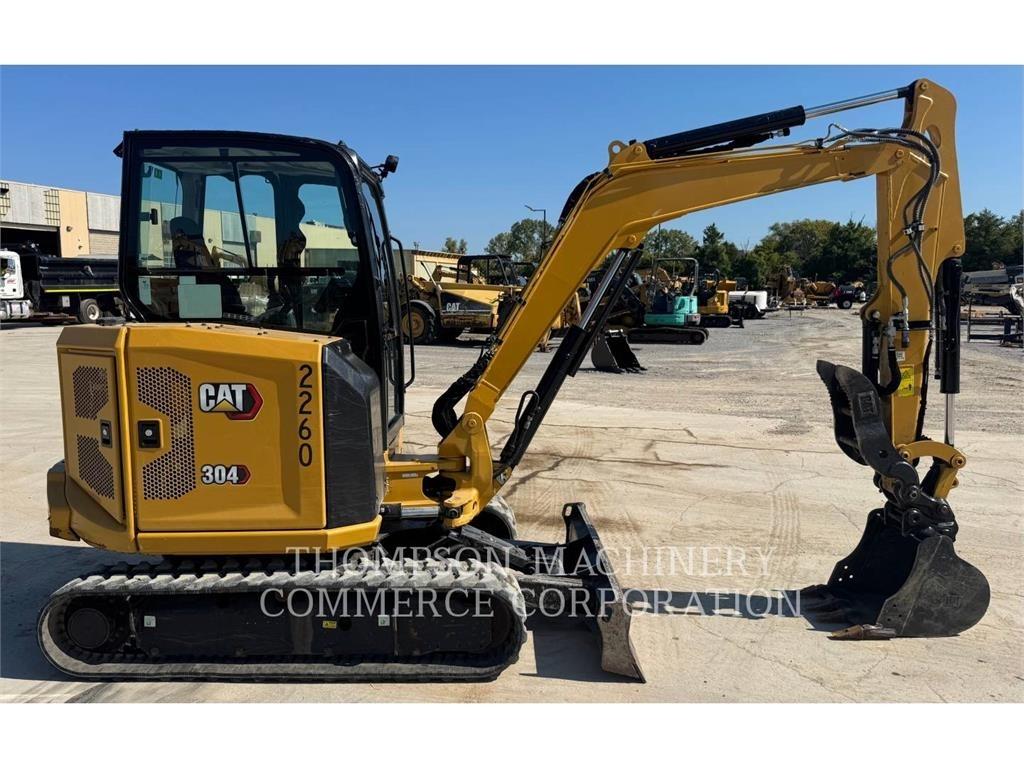 CAT 304 Rupsgraafmachines