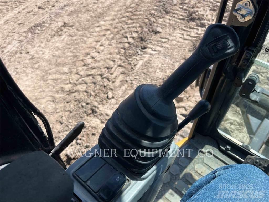 CAT 304E2 Rupsgraafmachines