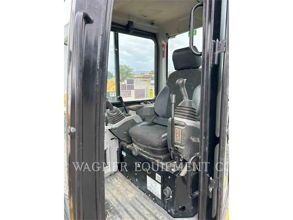 CAT 304E2 Rupsgraafmachines