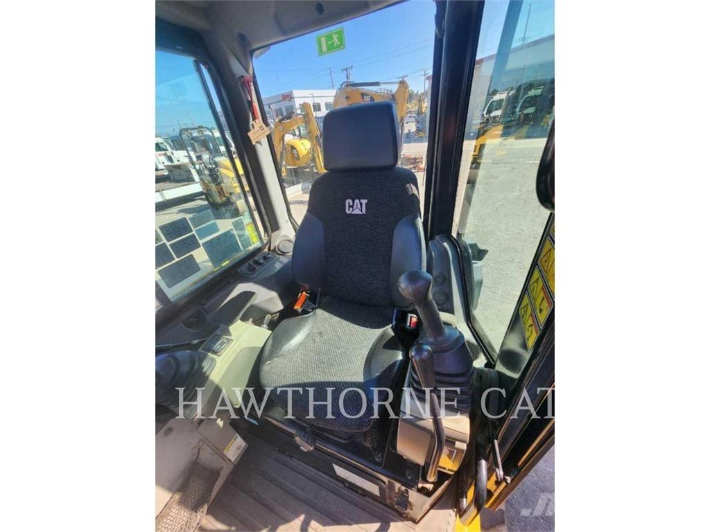CAT 304E2 CAB Rupsgraafmachines