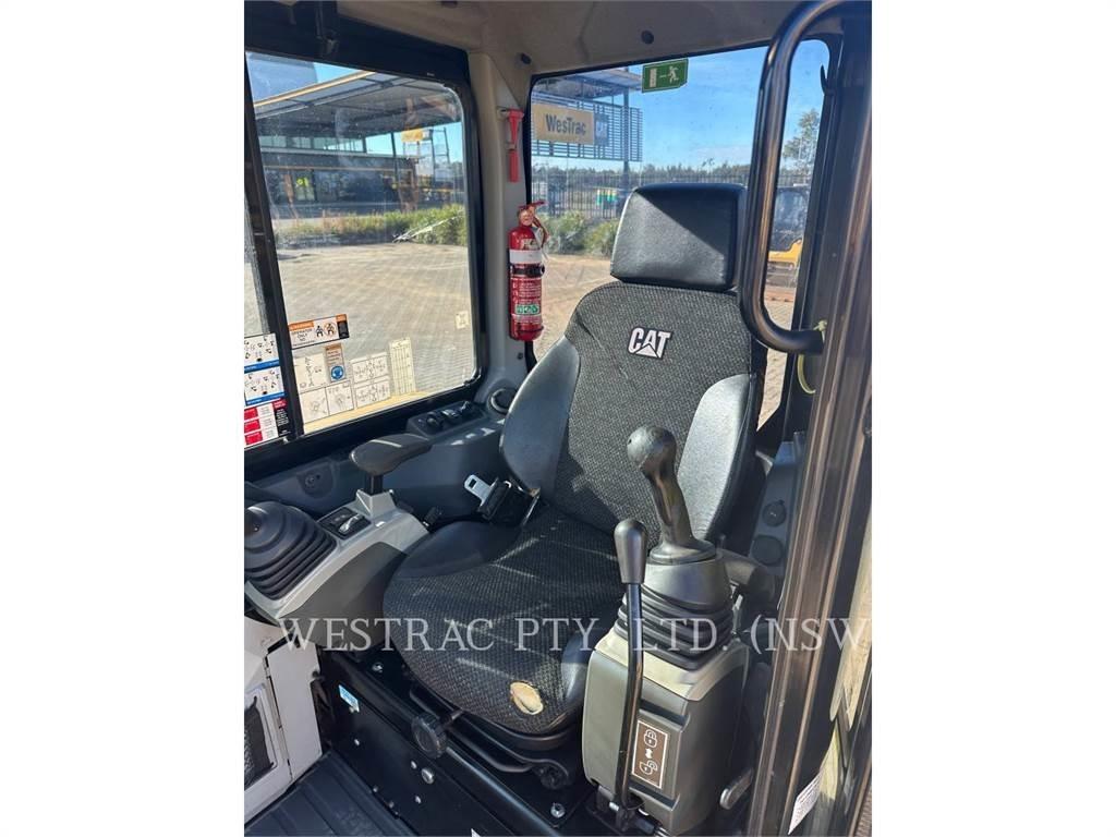 CAT 304E2CR Rupsgraafmachines
