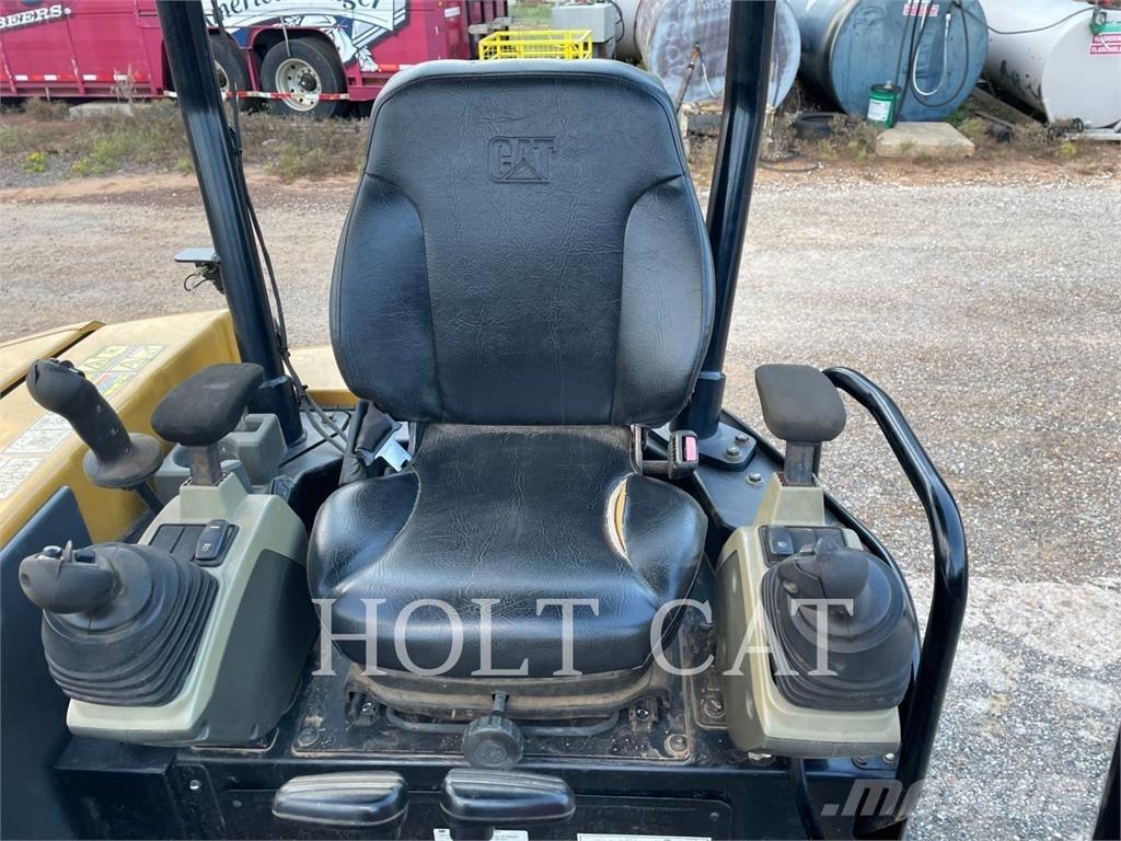 CAT 304E2CR Rupsgraafmachines