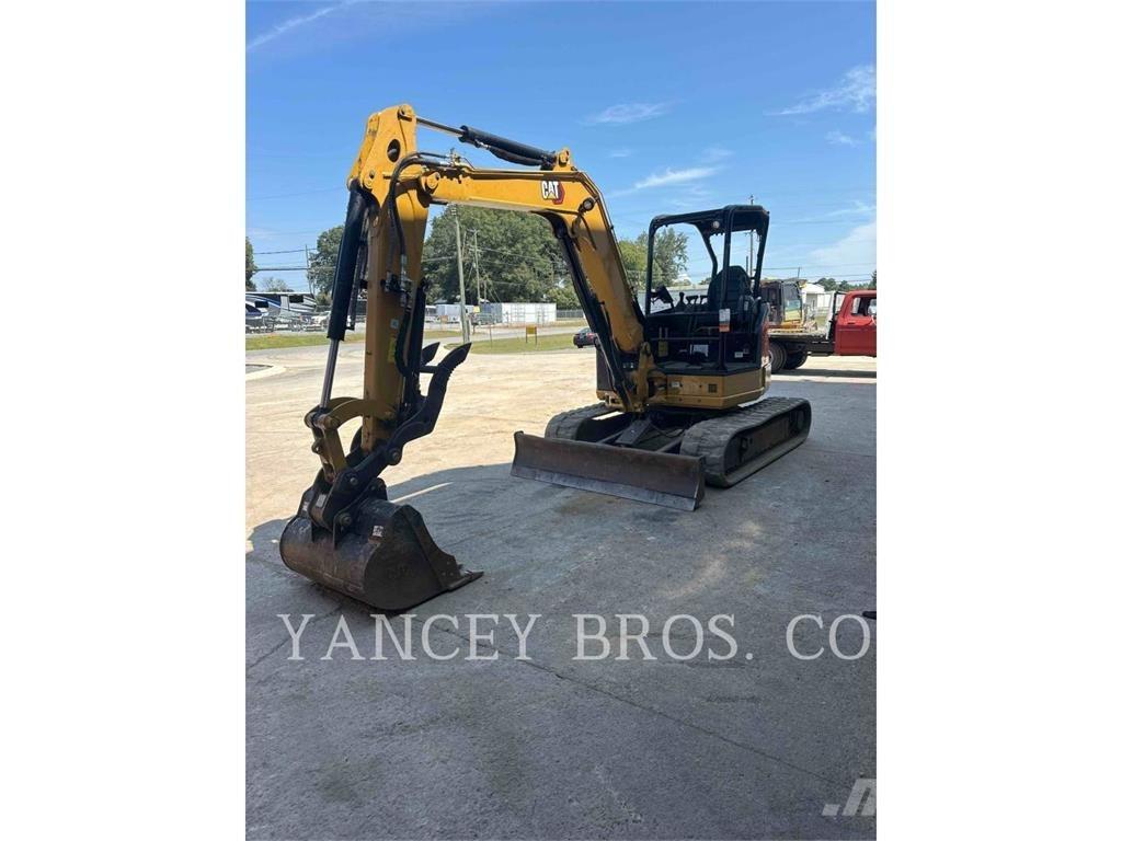 CAT 305 Rupsgraafmachines