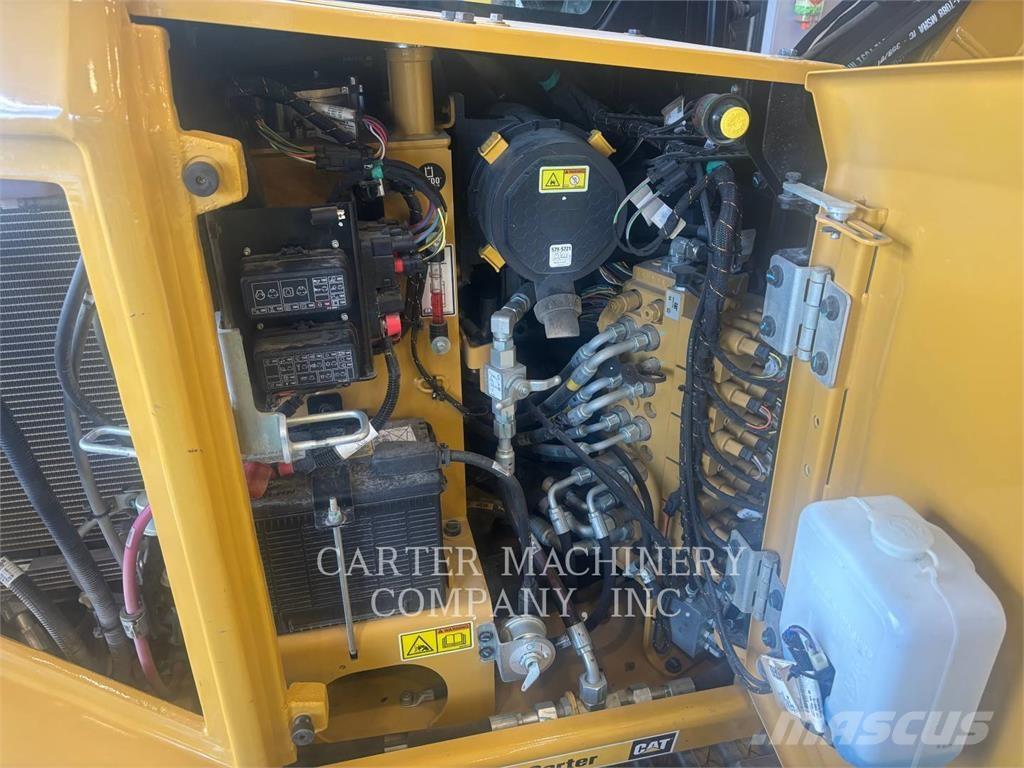 CAT 305 Rupsgraafmachines