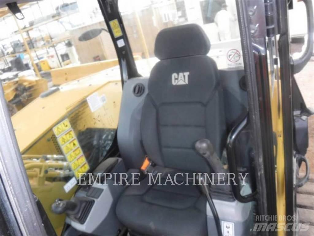 CAT 310-07 Rupsgraafmachines