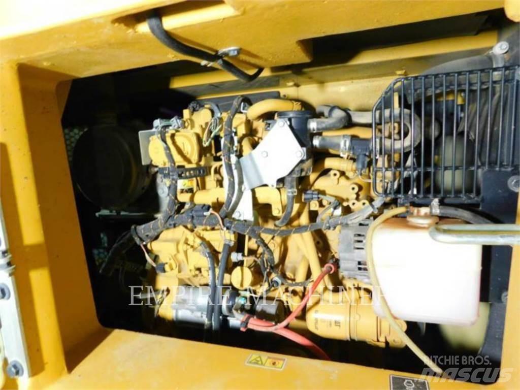 CAT 310-07 Rupsgraafmachines