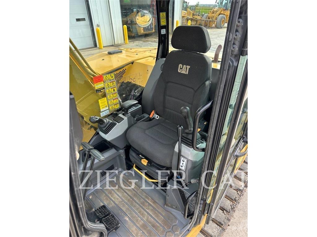 CAT 310-07 Rupsgraafmachines