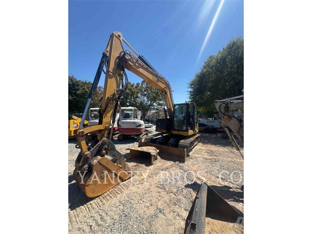 CAT 31007 Rupsgraafmachines