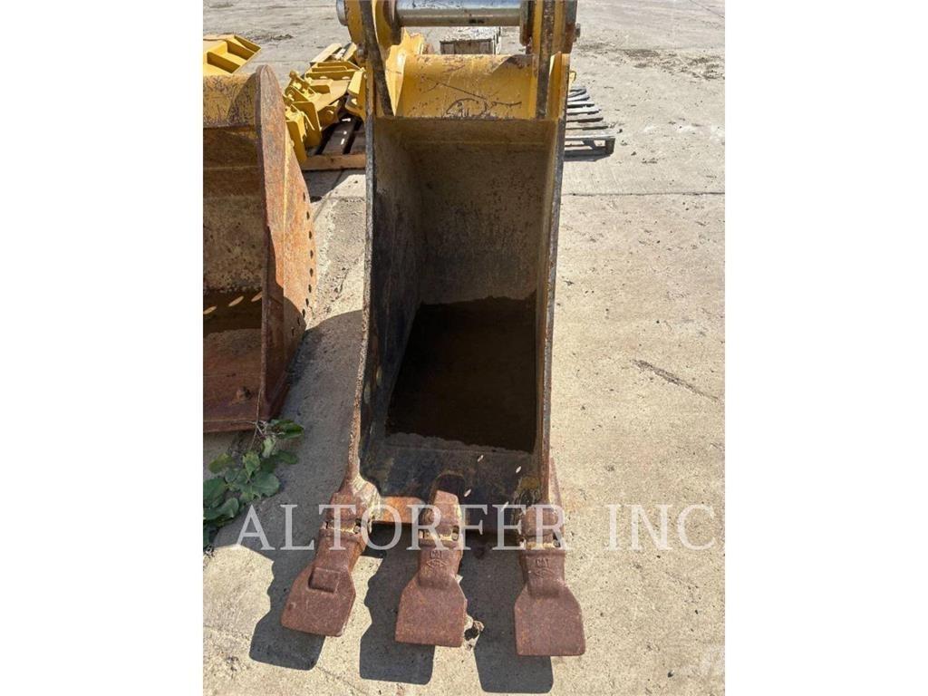 CAT 318FL 2D Rupsgraafmachines