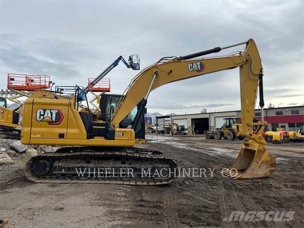 CAT 320 Rupsgraafmachines