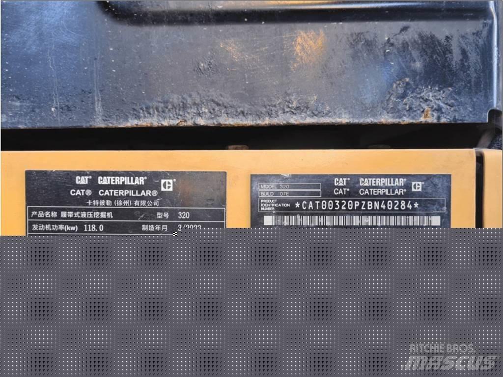 CAT 320 Rupsgraafmachines