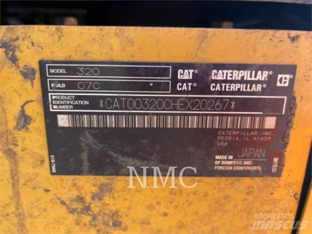 CAT 320 Rupsgraafmachines