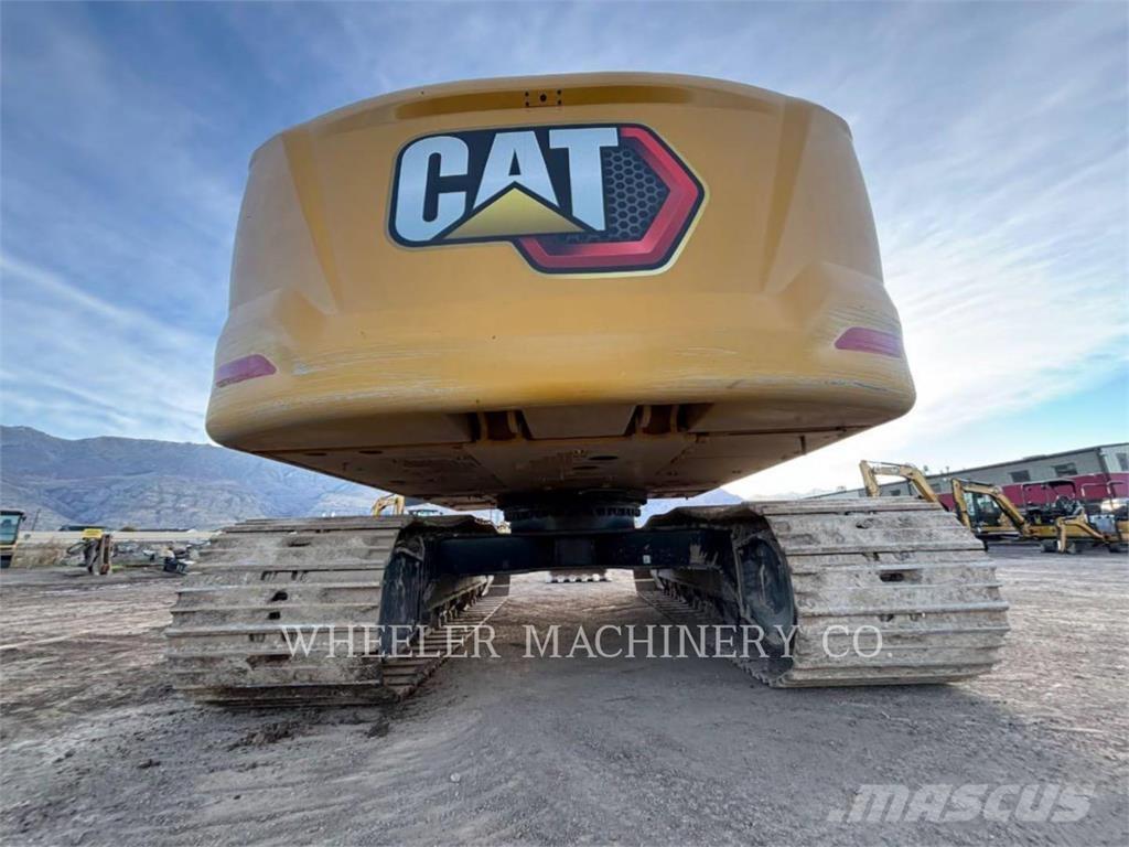 CAT 320 Rupsgraafmachines