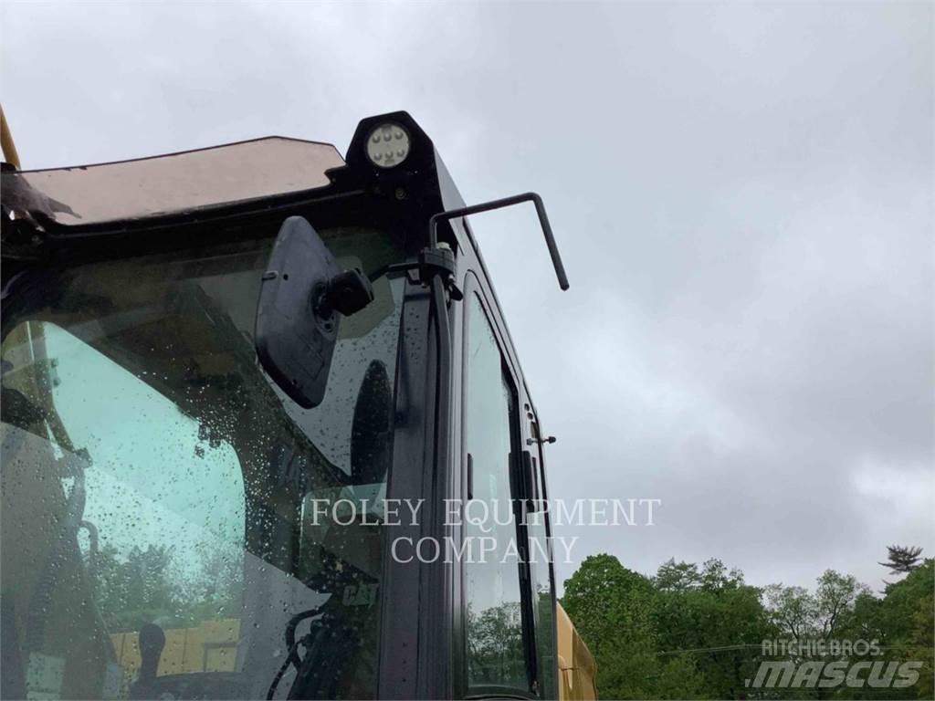 CAT 32007 Rupsgraafmachines