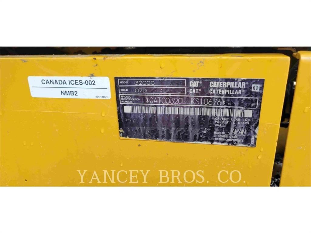 CAT 32007GC Rupsgraafmachines
