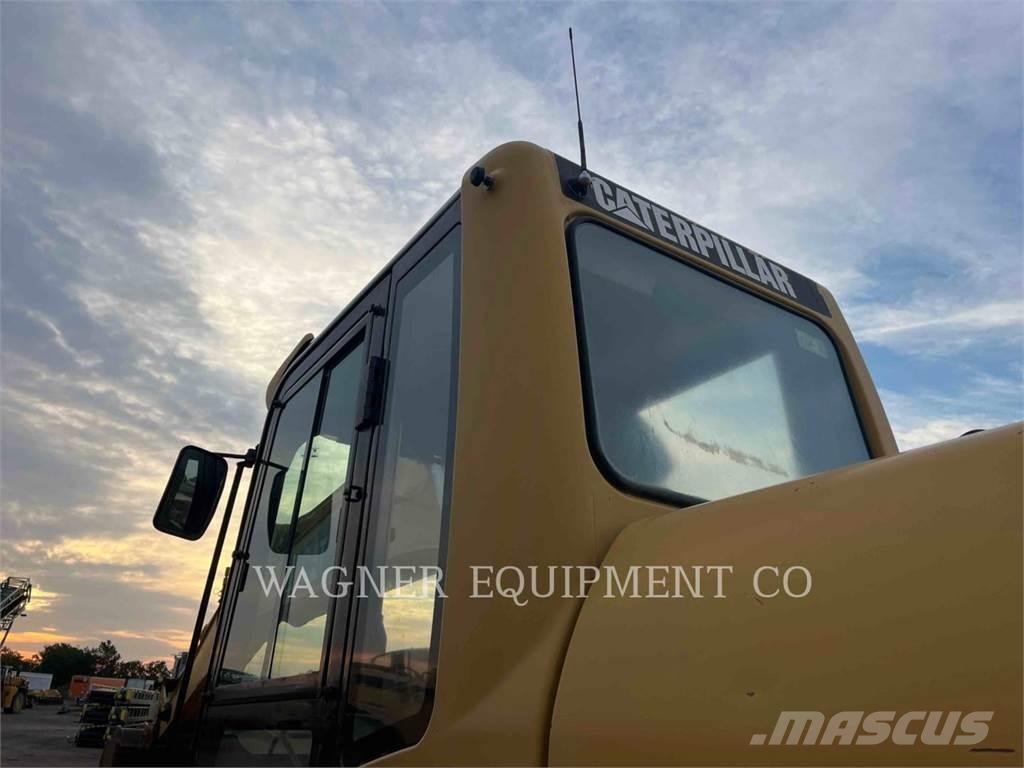 CAT 320CL Rupsgraafmachines