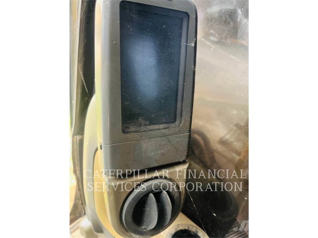 CAT 320D Rupsgraafmachines