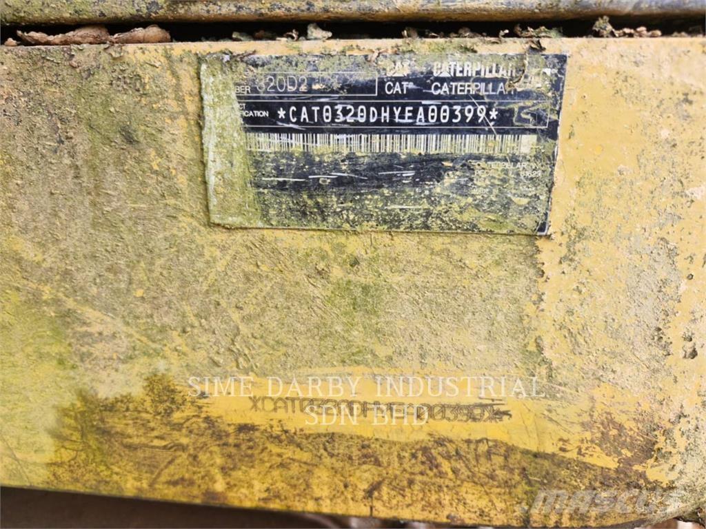 CAT 320D2 Rupsgraafmachines