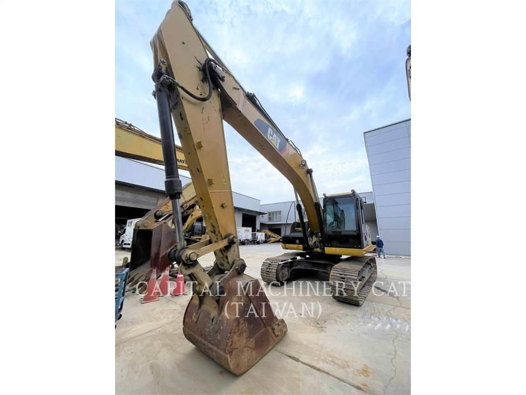 CAT 320D2 Rupsgraafmachines