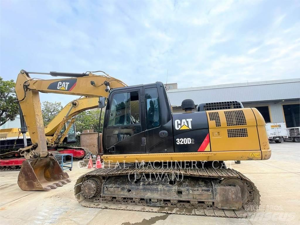 CAT 320D2 Rupsgraafmachines