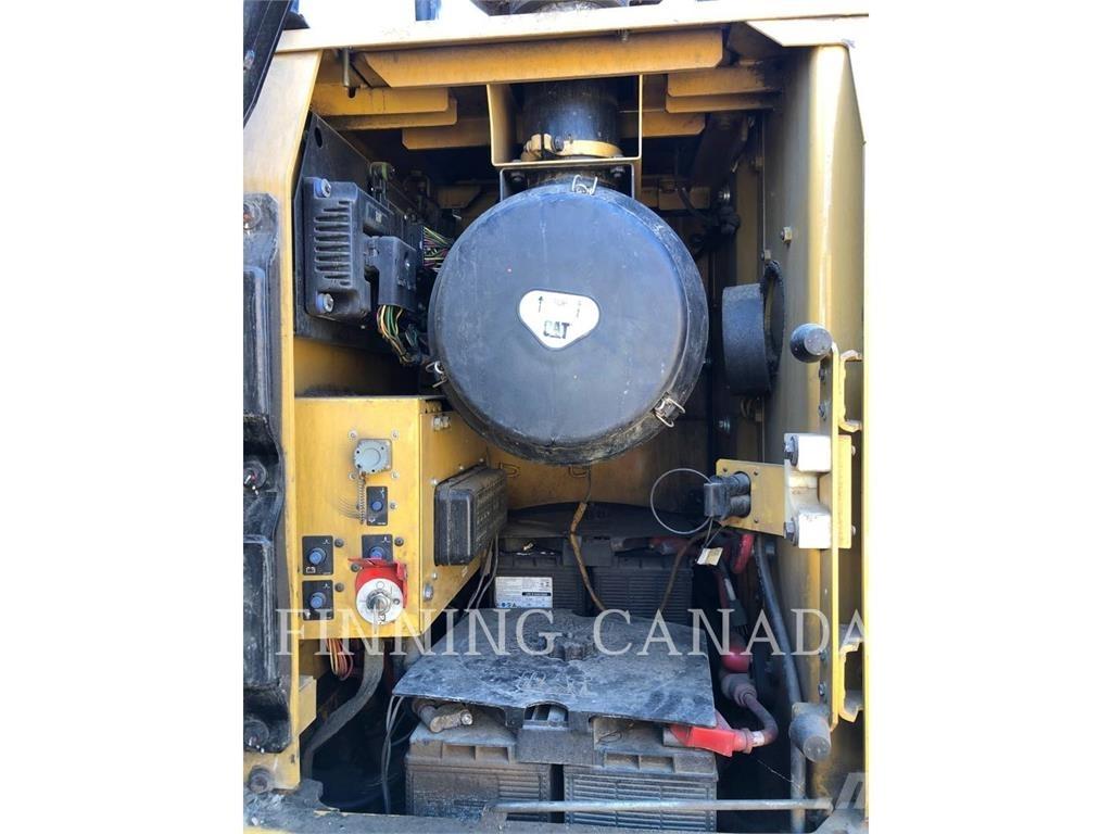 CAT 320D2 FM Bosbouw graafmachines