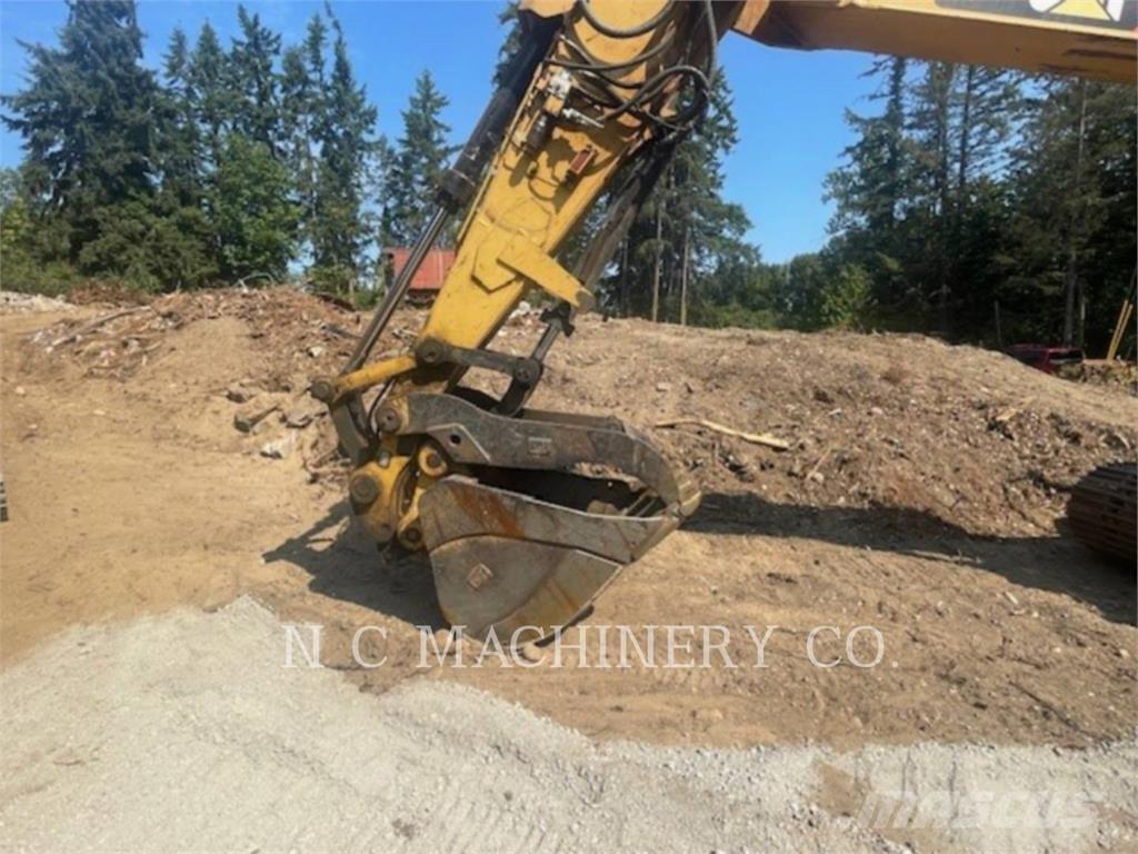 CAT 320E Rupsgraafmachines