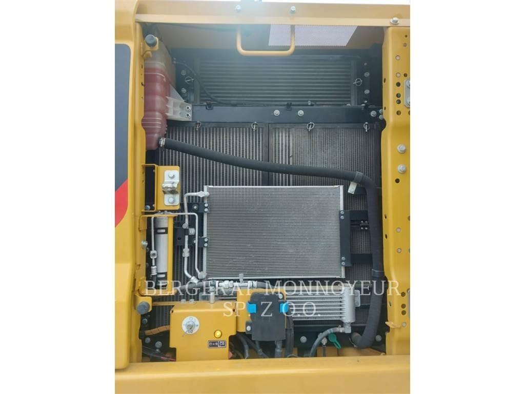 CAT 323 Rupsgraafmachines