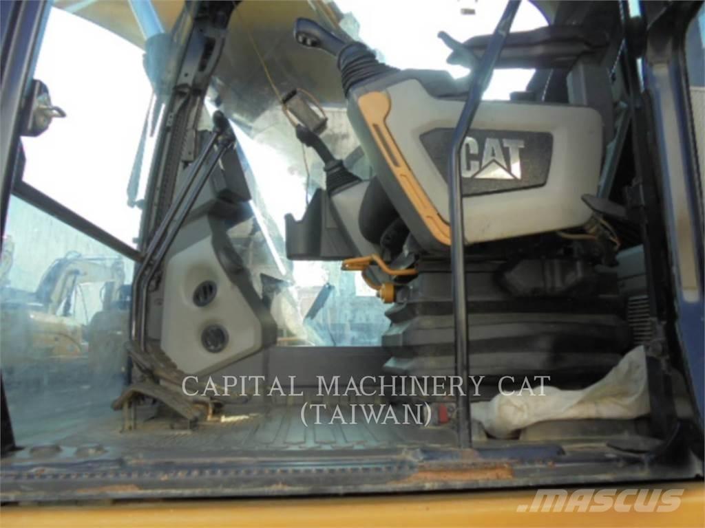 CAT 323-07 Rupsgraafmachines