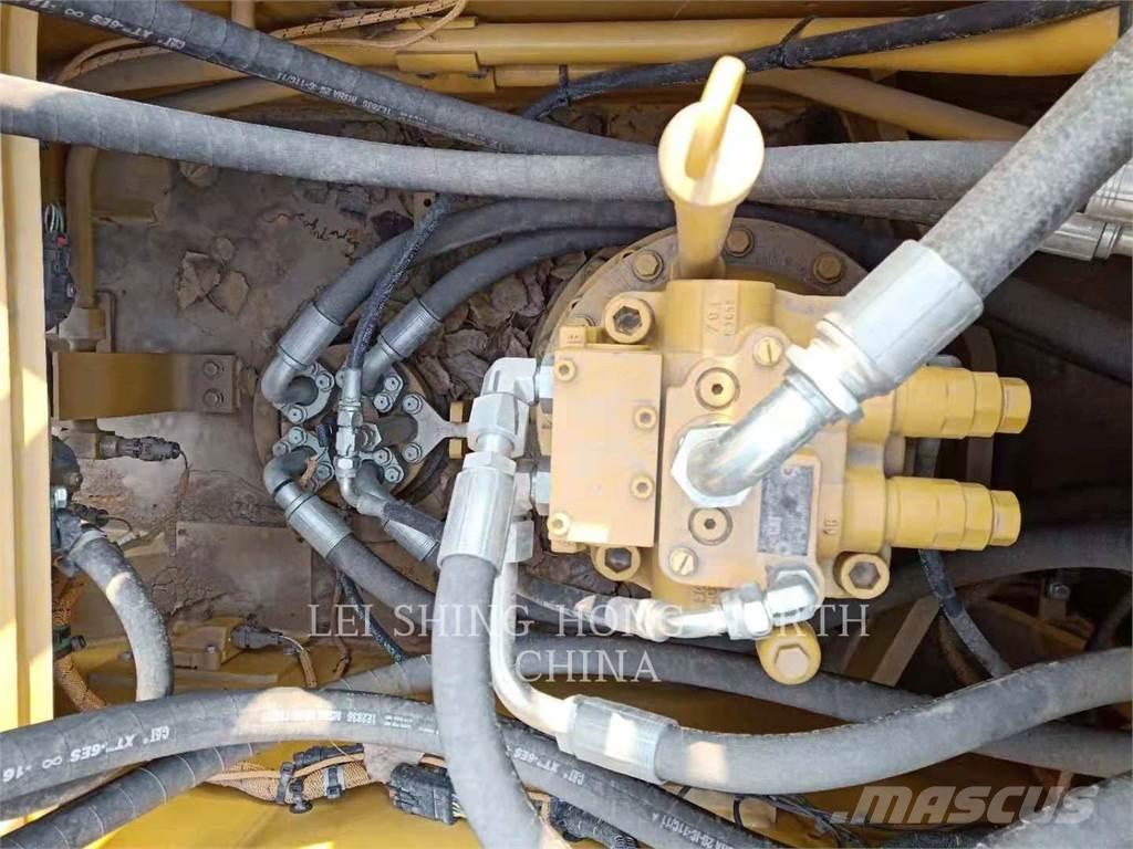 CAT 323-07 Rupsgraafmachines