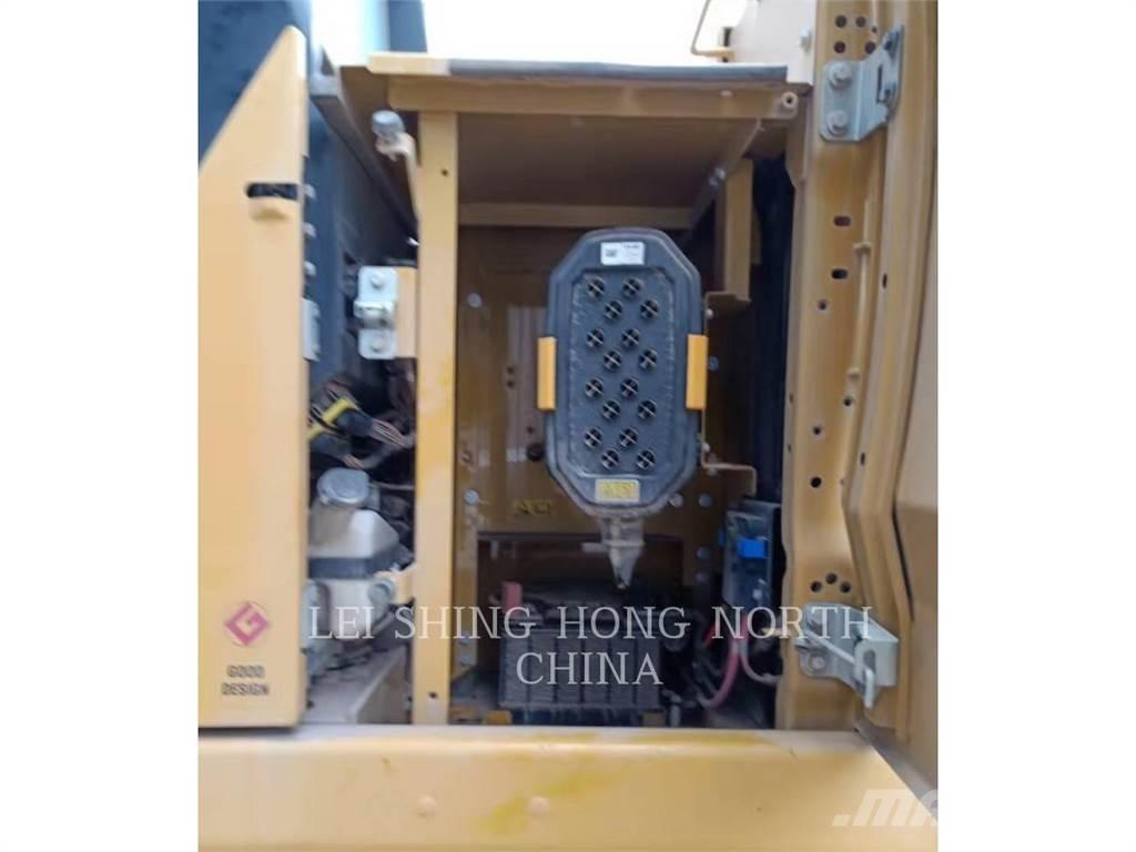 CAT 323-07 Rupsgraafmachines